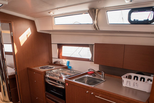 Oceanis 38.1, Nea Peramos