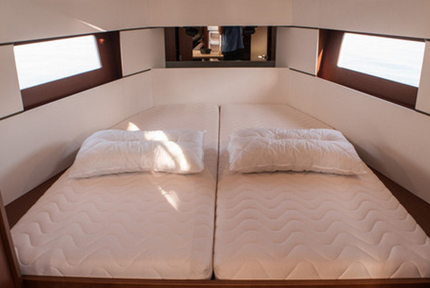 Oceanis 38.1, Nea Peramos